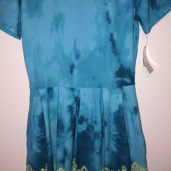 Amelia - Picture 3 of 3